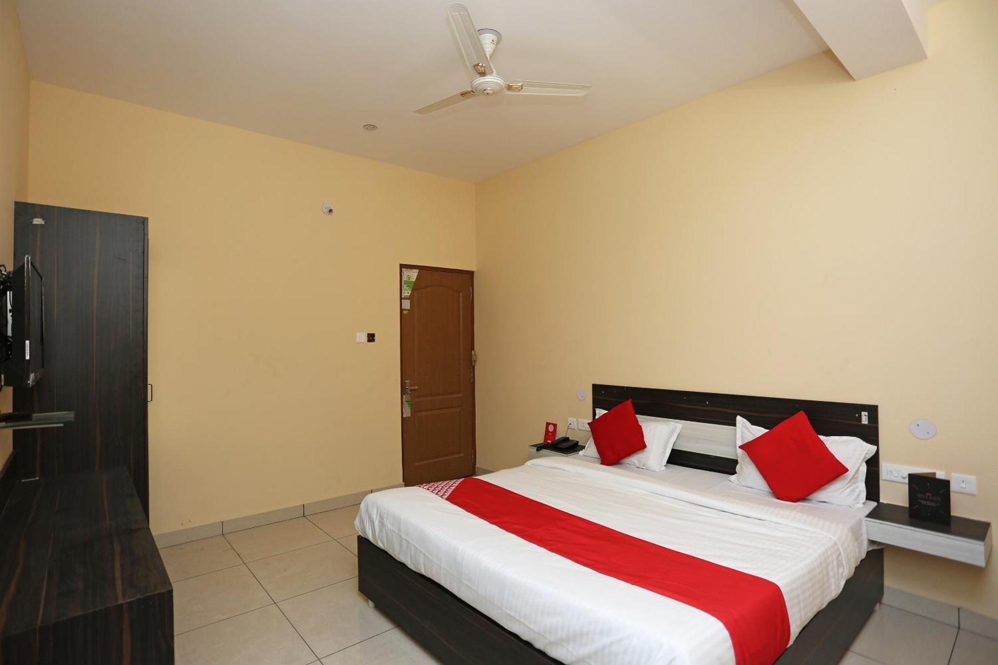 Hotel O Blue Bell Bhubaneswar Exterior photo